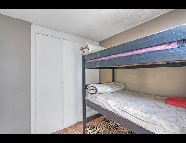 2 BEDROOM APARTMENT FOR SALE IN RIDGEWAY